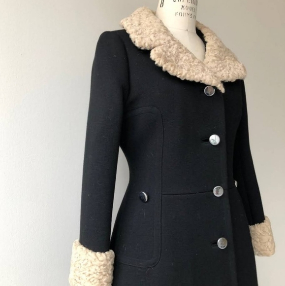 VTG 60s Louis Féraud Wool and Astrakhan Coat - Picture 2 of 7